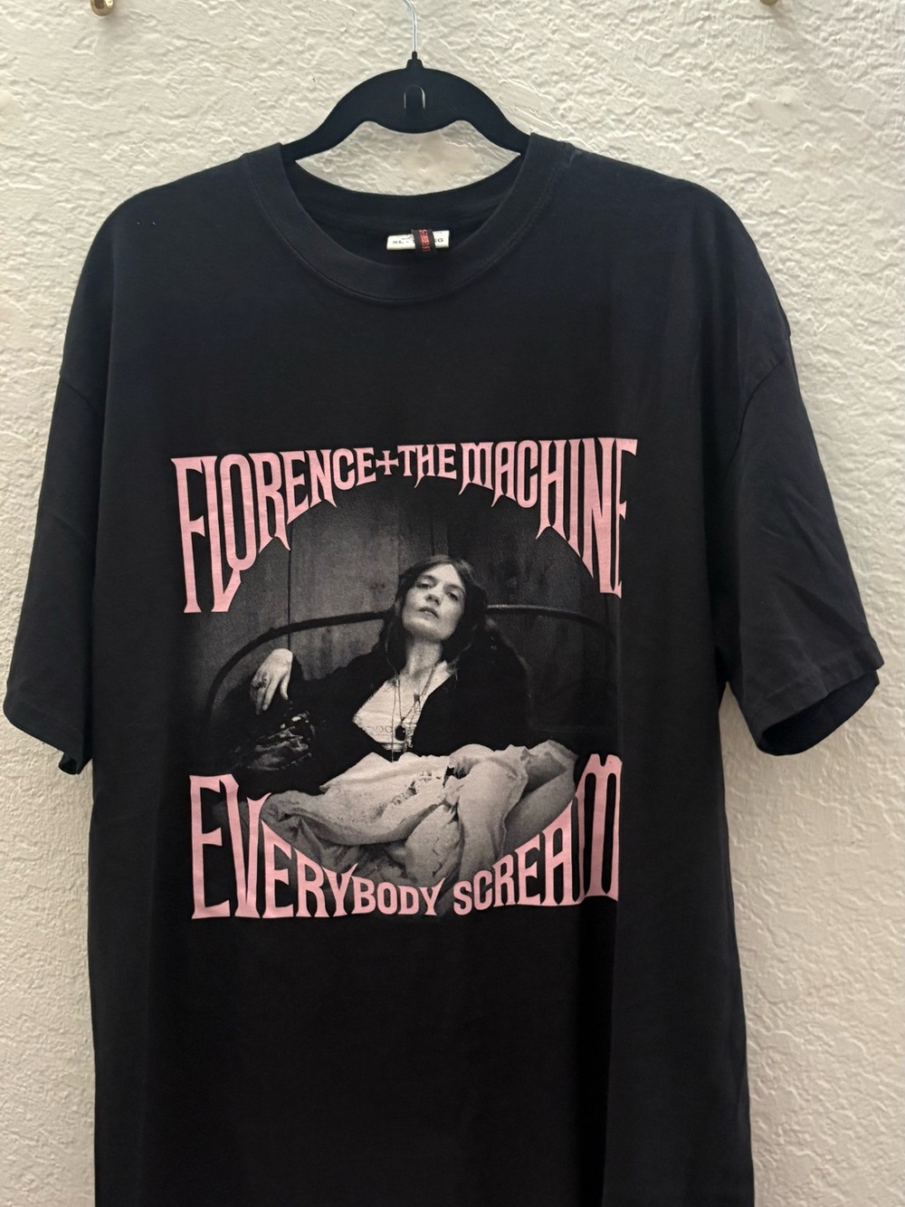 Florence and the machine Black Graphic Tee - Everybody Scream
